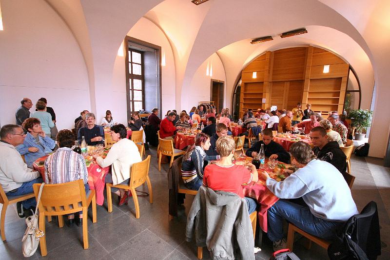 c - Conseil General (14).jpg - Conseil Général - restauration offerte par le Département